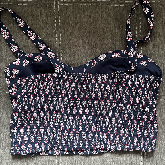 Floral Paisley Crop Top - Picture 2 of 3